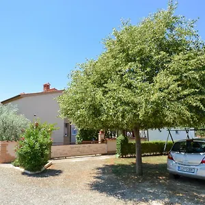  Apartment Mit- Mir Kroatien